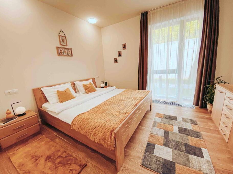 8Ight Apartment บราชอฟ ภายนอก รูปภาพ